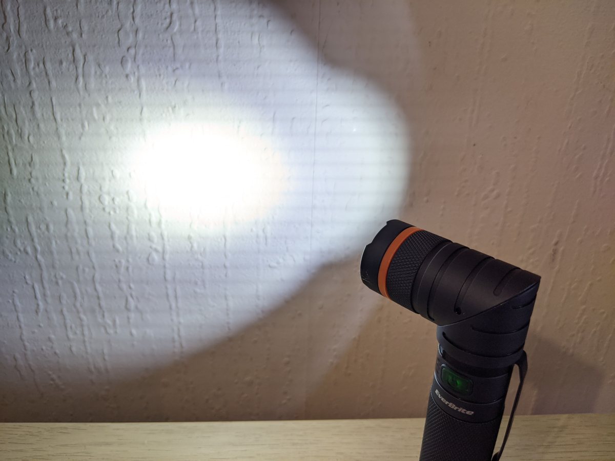 EverBrite 90° Twist UV + white flashlight&nbsp;review